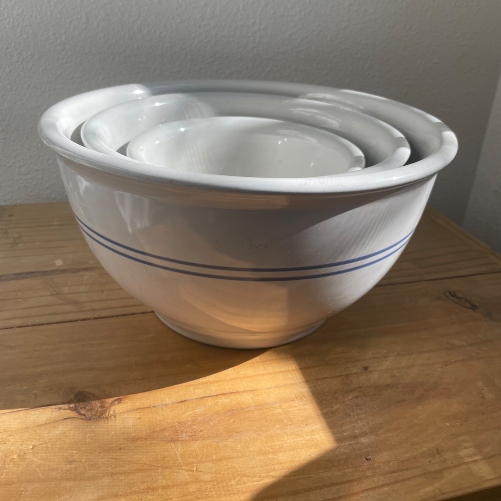 Vintage Lot of 3 Gibson Stoneware Mixing Bowl White Blue Stripe Nesting 6, 8, 10